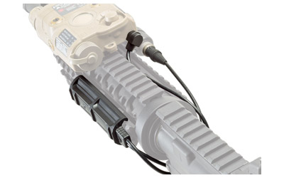 SFSR07-D-IT_3.jpg SUREFIRE RAIL PRSSR SWITCH 2PLUG 7"