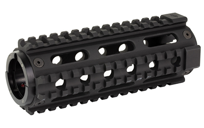 YHM-9670-C_1.jpg YHM 2PC COLT CARBINE HANDGUARD BLK